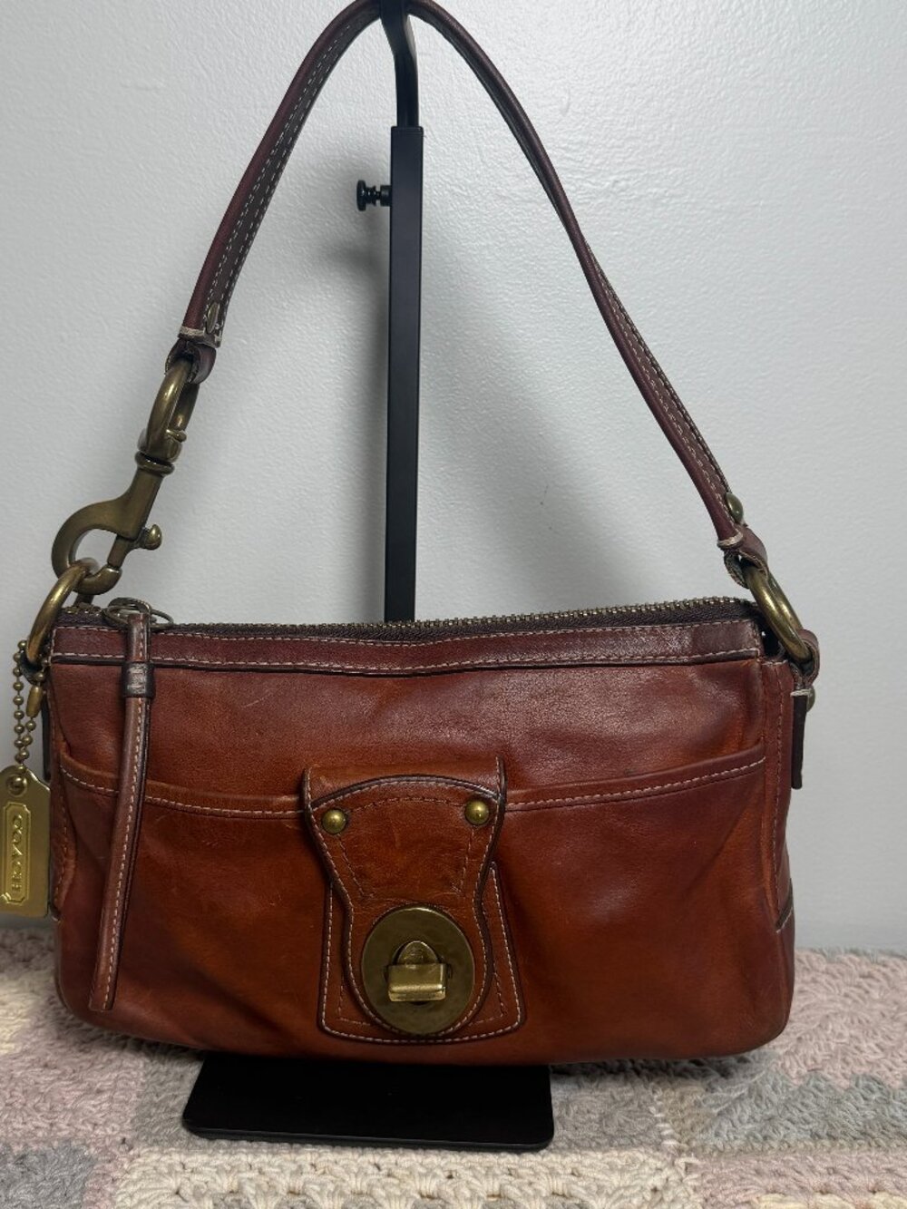Coach Legacy Leigh F063-10326 - Picture 1 of 10